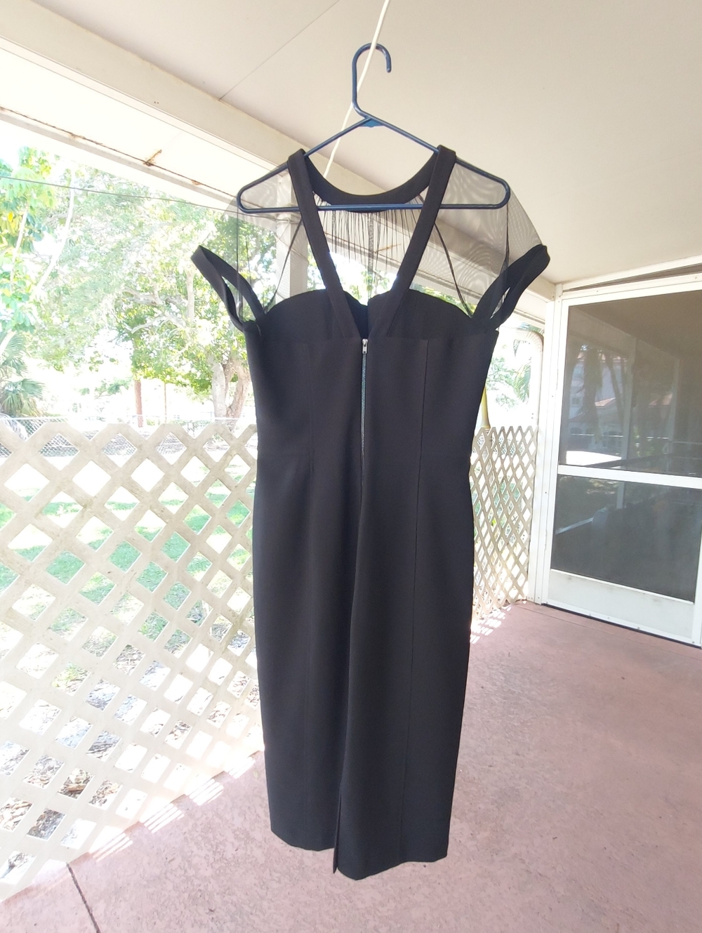 Maggy London Black Cocktail Dress Label Detail Size US14